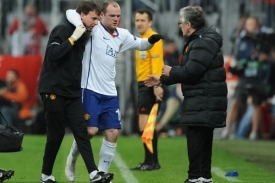 Rooney se zranil v zápase Ligy mistrů.