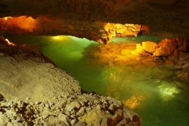 Jeskyně Na Turoldu - Jezerní dóm.