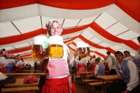 Češi utrácejí za alkohol dvakrát více než průměrný občan EU.