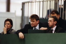 Ivo Kaderka (uprostřed) během utkání Davis Cupu.