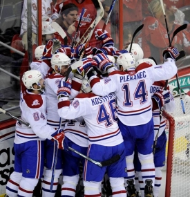 Obrovská radost Montrealu po postupu do 2. kola Stanley Cupu.
