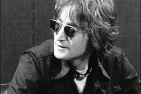 John Lennon se i přes svou předčasnou smrt stal nesmrtelnou legendou.