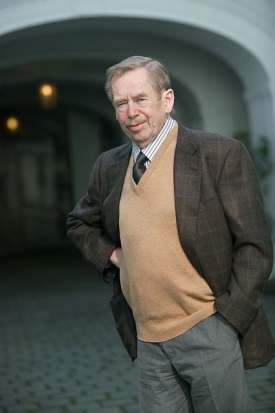 Václav Havel říká, že Václav Klaus má potřebu provokovat.