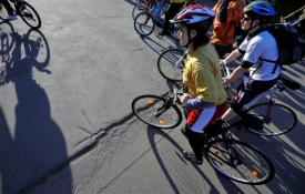 Na kole lze jezdit i za městskými památkami (ilustrační foto).