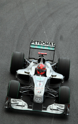 Michael Schumacher během závodu v Monte Carlu.