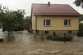 V polském městě Raciborz stoupla hladina Odry na 8,72 metru.