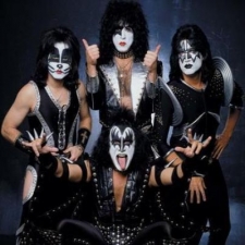Tentokrát Kiss zahrají v Česku hned dvakrát.