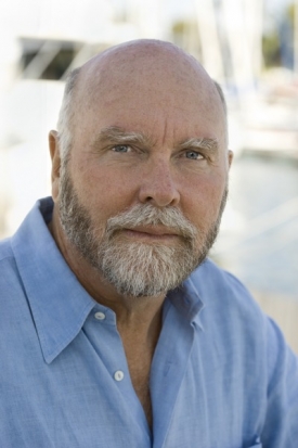 Craig Venter, duchovní otec snah o vytvoření umělého života.