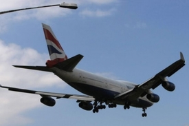 British Airways mají problémy se zisky i zaměstnanci (ilustrační foto)