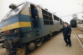 Vlaky v Praze zastavila spadlá trolej (ilustrační foto).