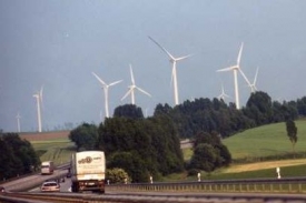 Větrné elektrárny produkují 