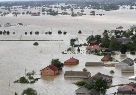 Záplavy v Polsku si již vyžádaly 21 lidských obětí (Foto: ČTK).