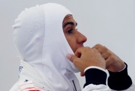 Lewis Hamilton vyhrál v Turecku svou první letošní Velkou cenu.
