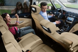 Rodinný vůz, to je role, kterou Ford Galaxy umí.