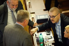 Sněmovní vtipálek Daniel Petruška se do dolní komory nedostal.