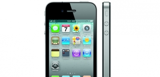 Nový iPhone (na obr.) je o 24 procent tenčí než předchozí verze.