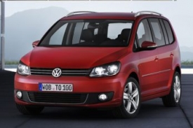 Nový VW Touran prošel důkladnou změnou exteriéru.