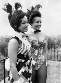 Takhle vypadali "zajíčci" v Playboy Clubech 60. let.