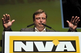 Předseda vlámské separatistické strany Bart De Wever.