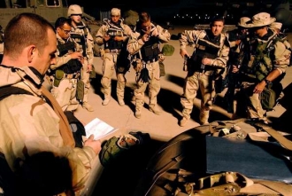 Američtí vojáci v Kuvajtu před invazí do Iráku.