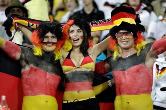 Německo deklasovalo Austrálii nejen na hřišti, ale i v hledišti.