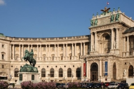 Budova Rakouské národní knihovny ve Vídni.