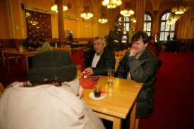 Restaurace na Masarykově nádraží v Praze.