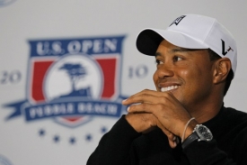 Tiger Woods je před US Open v pohodě. Tváří se tak.