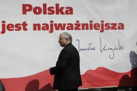 Prezidentský kandidát Jaroslaw Kaczyński.