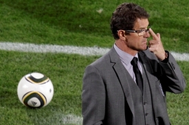 Kouč anglické reprezentace Fabio Capello.