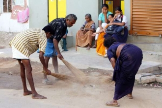 Dalitové v Indii dělají často ty nejšpinavější práce.