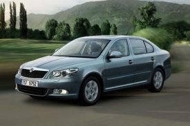 Škoda Octavia si drží pozici nejprodávanjěšího auta.