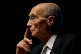 Zemřel nositel Nobelovy ceny za literaturu José Saramago.