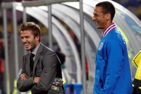 V šatně potkal záhadný fanoušek i Davida Beckhama (vlevo).