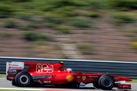 Vozy Ferrari začne od července stavět Pat Fry z McLarenu.