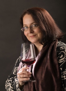 Odbornému časopisu Vinorevue šéfuje také žena: Šárka Dušková.