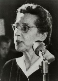 Obětí komunistického režimu byla v 50. letech Milada Horáková.