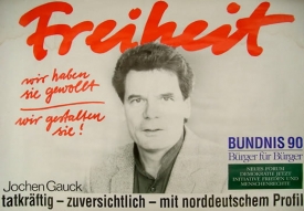 Gauck přišel do politiky začátkem 90. let 20. století.