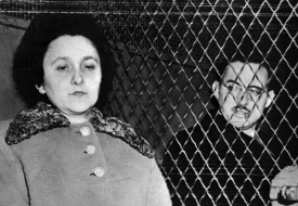 Nejslavnější špioni s tragickým koncem - manželé Rosenbergovi.