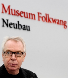 Architekt nového Muzea Folkwang David Chipperfield.