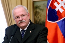 Ivan Gašparovič vyhlásil podzimní referendum