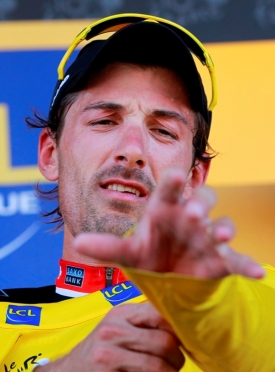 Lídr Tour Švýcar Fabian Cancellara.