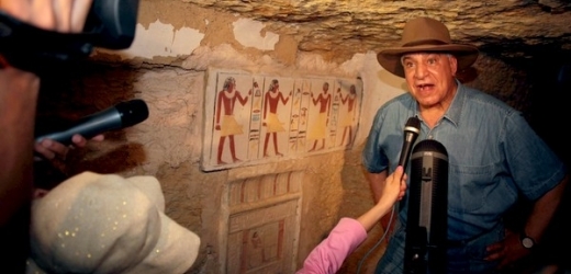 Zahí Havás věří, že je na stopě největšího staroegyptského pohřebiště.