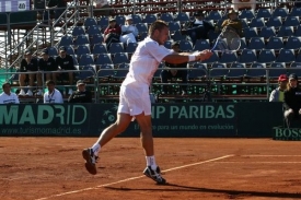 Ivo Minář v úvodní dvouhře čtvrtfinále Davis Cupu v Chile.