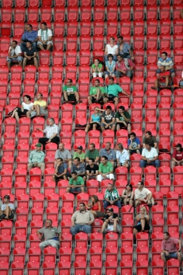 Na stadionu bylo fanoušků minimum.