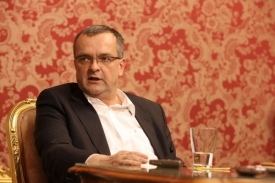 Miroslav Kalousek nechce zachovat daňové zvýhodnění hypoték.