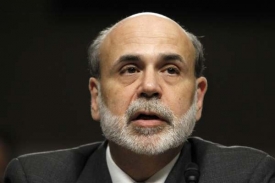 Guvernér americké centrální banky Fed Ben Bernanke.