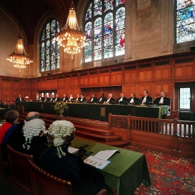 Slyšení soudců ICJ.