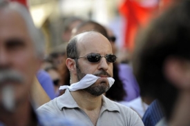 Proti návrhu zákona protestovali italští novináři.