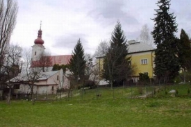 Kostel sv. Mikuláše v Ostravě-Porubě.